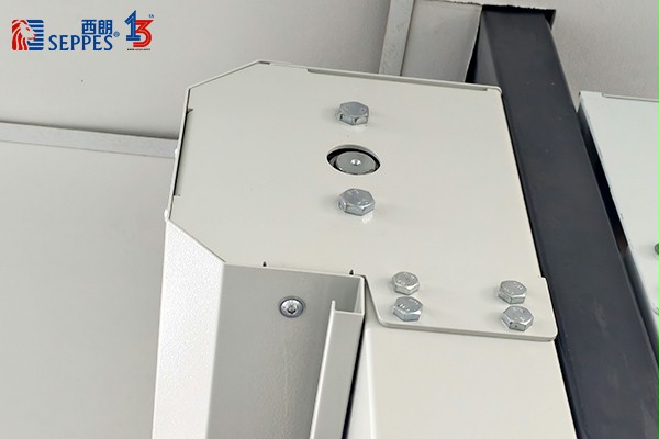 西朗激光構件一體式成型包廂